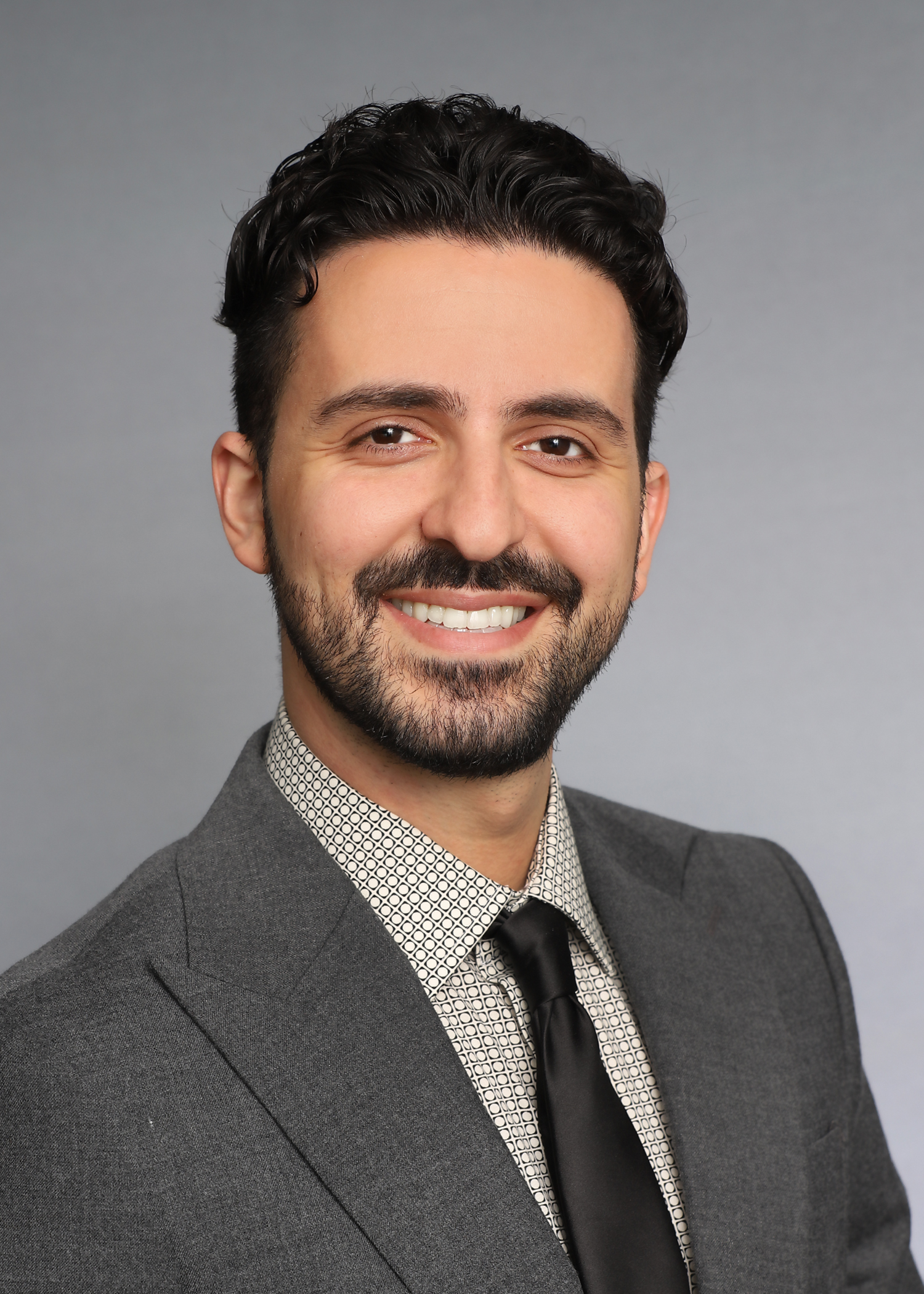 Dr. Darius Roohani, MD
